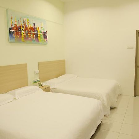 Raintown Inn Тайпинг Екстериор снимка
