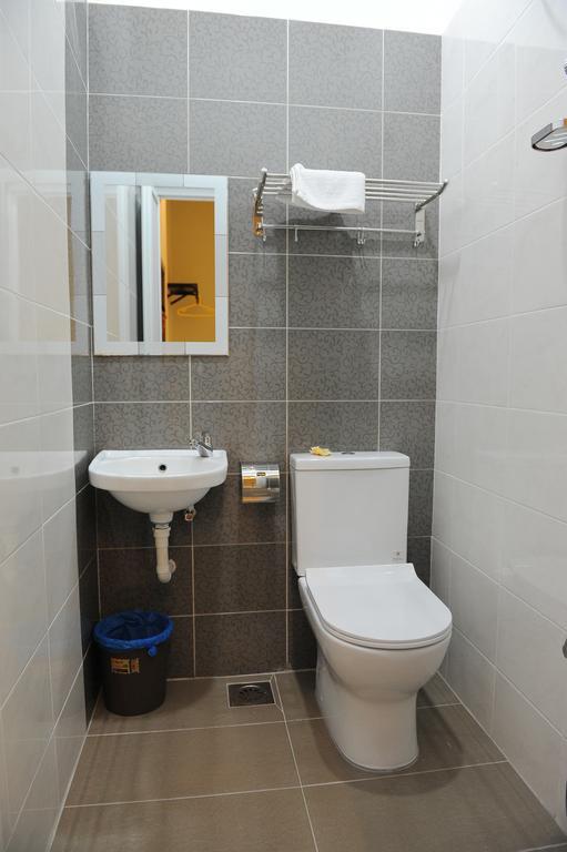 Raintown Inn Тайпинг Екстериор снимка